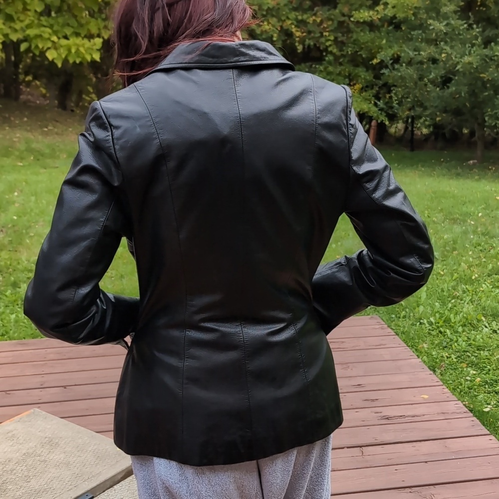 Danier Women's Black Leather Jacket Size Small - Picture 3 of 16
